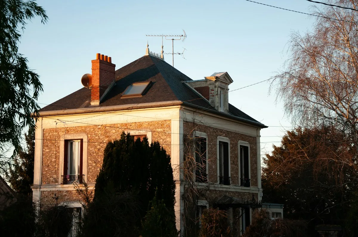 Bâtiment ancien en pierre, visuel d’inspiration
